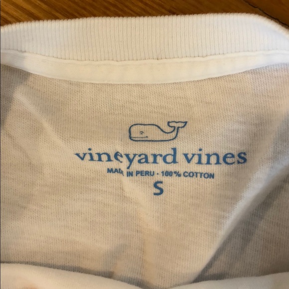 Vineyard vines white long sleeve whale top - Picture 2 of 3